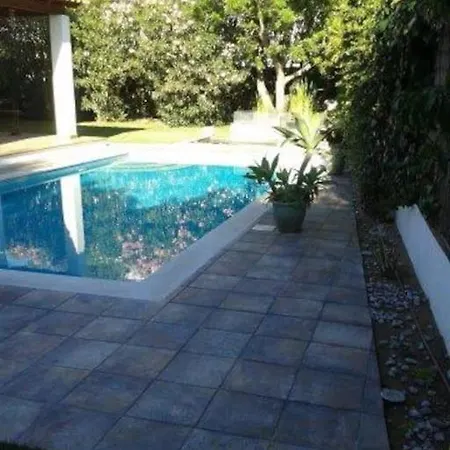 Дом отдыха Beautiful Family With A Pool