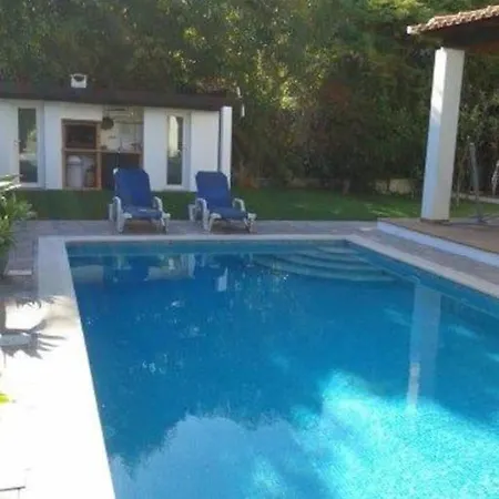 Дом отдыха Beautiful Family With A Pool *