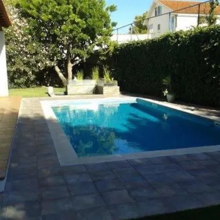 Beautiful Family With A Pool * Эшторил